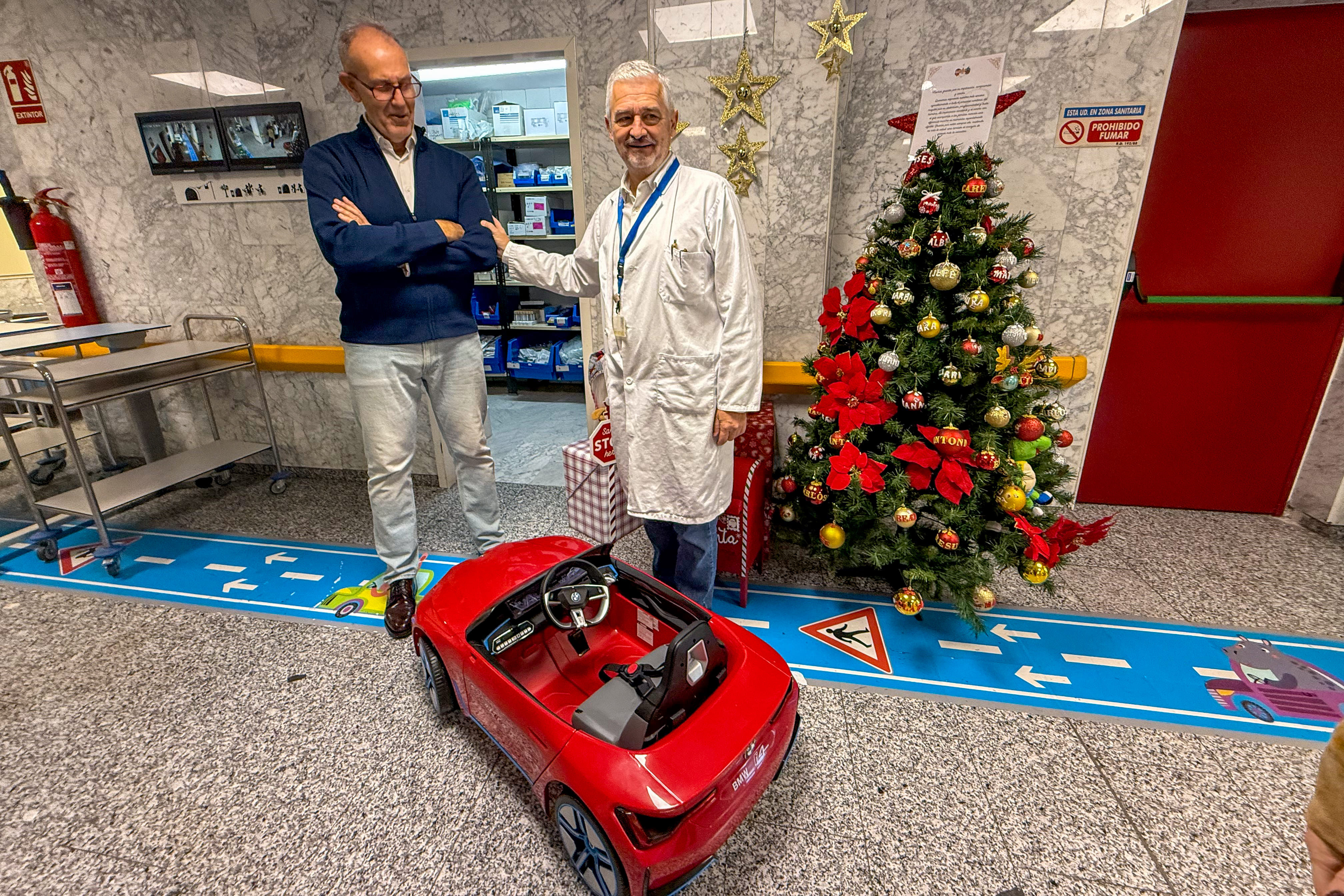 Portada de La Comisión de Obra Social del Colegio de Procuradores visita la planta de Pediatría del Hospital La Candelaria